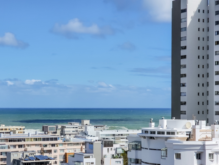 1 Bedroom Property for Sale in Sea Point Western Cape